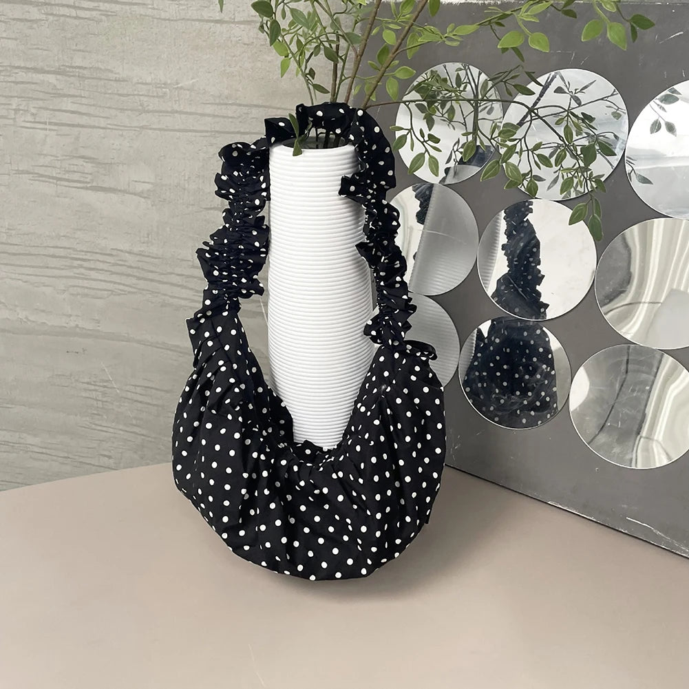 Women Fashion Shoulder Bag Large Capacity Polka Dot Retro Crossbody Bag All Matched Pleated Dumpling Bag for Outdoor Travel