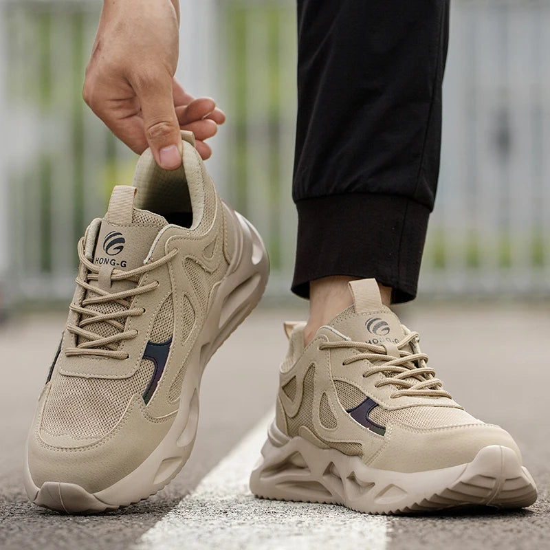 Soft Anti smashing Anti-Puncture Protective Safety Shoes For Men Work Shoes Lightweight Breathable Work Safety Sneakers