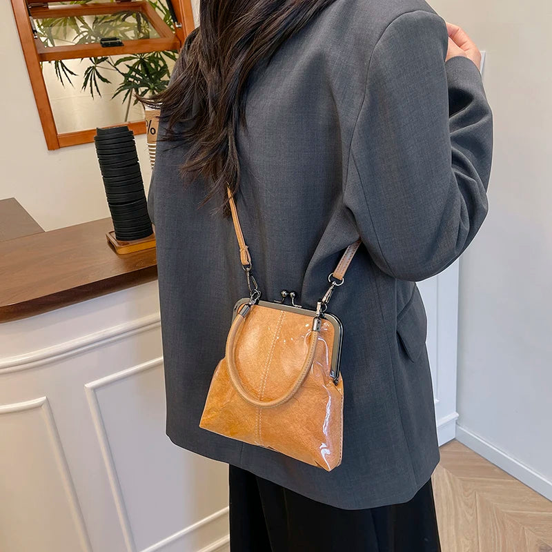 Women Slouchy Tote Handbag Large Capacity Stylish Crossbody Bag Adjustable Strap Trendy Messenger Bag Outdoor Sling Bag