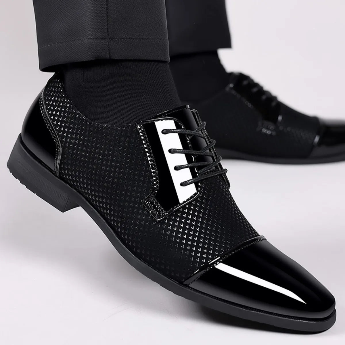 Men's Dress Shoes Classic Lace-up Formal Oxfords Modern Tuxedo Business Casual Scale Pattern Comfort Formal Shoes for Men