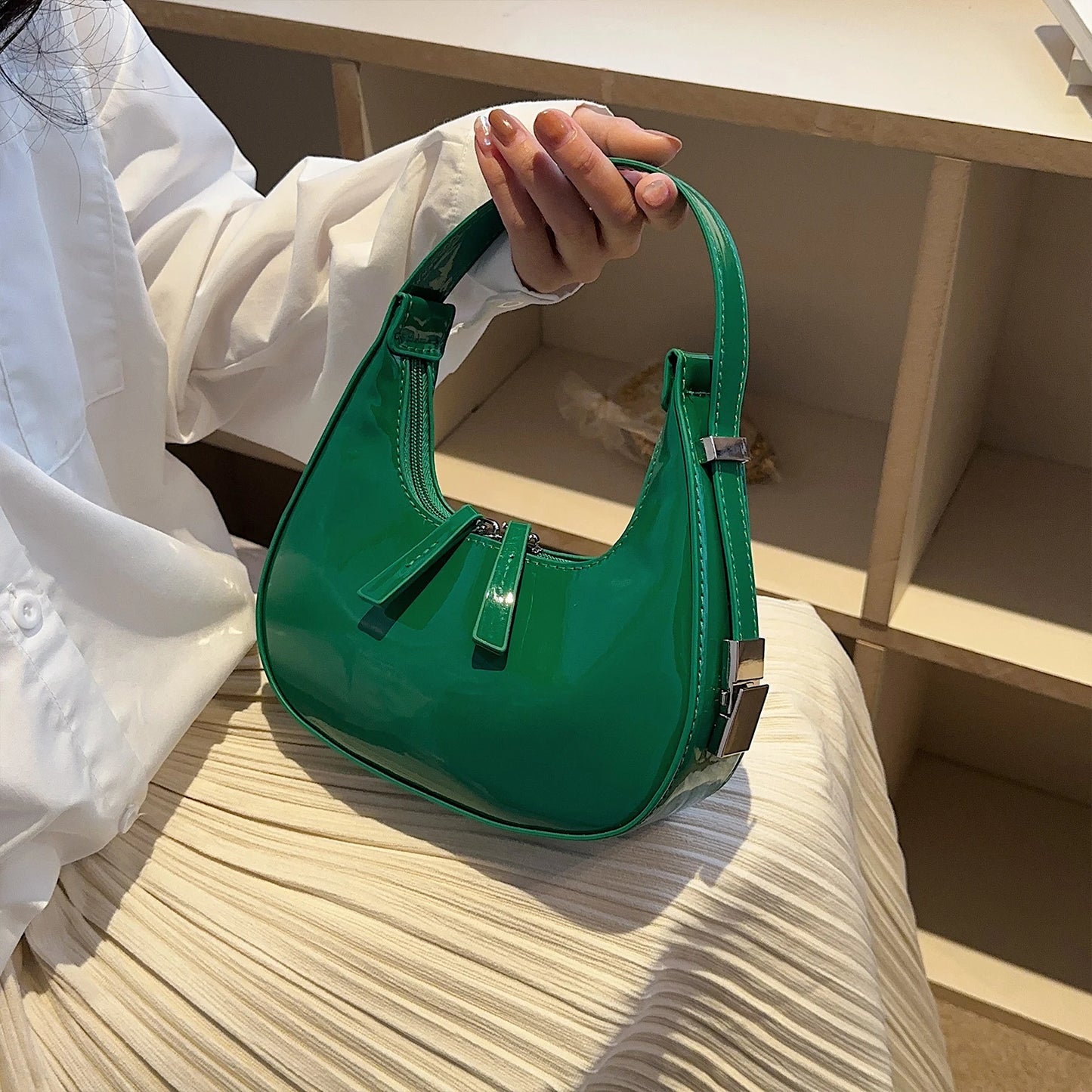 Women Leather Shoulder Bag Casual Vintage Tote Bag Chic Underarm Bag Satchel Clutch Travel Dating Purse