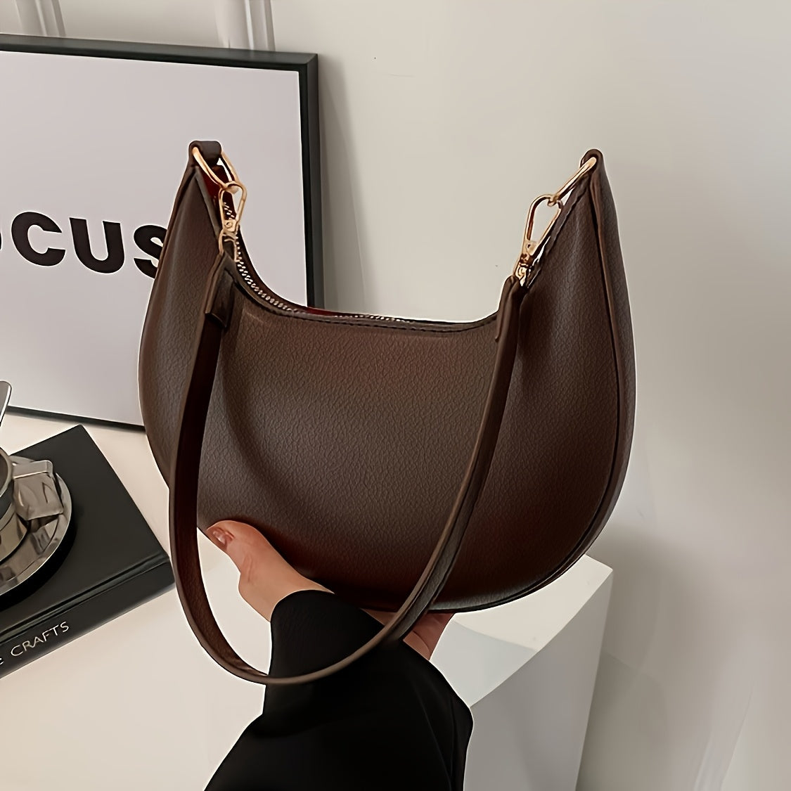 Store Manager's Pick French Style Women's Crescent Crossbody Shoulder Tote Bag Fashion Versatile for Dates Parties Shopping Travel Large Capacity Minimalist High-Quality Lightweight Gift Coffee Brown Red Black Must-Have
