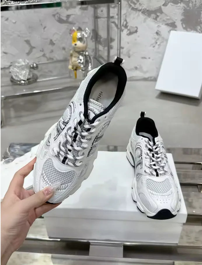 2025 explosive C embroidery D letter men's and women's breathable mesh surface sports splice thick sole elevation running shoes1