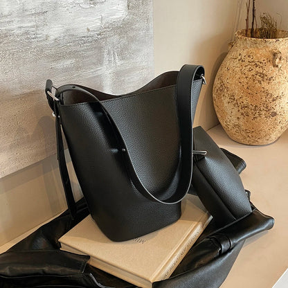Bucket Bag for Women Adjustable Strap Shoulder Bag Vegan Leather with Inner Pocket Crossbody Bag Solid Hobo Bag for Work Travel