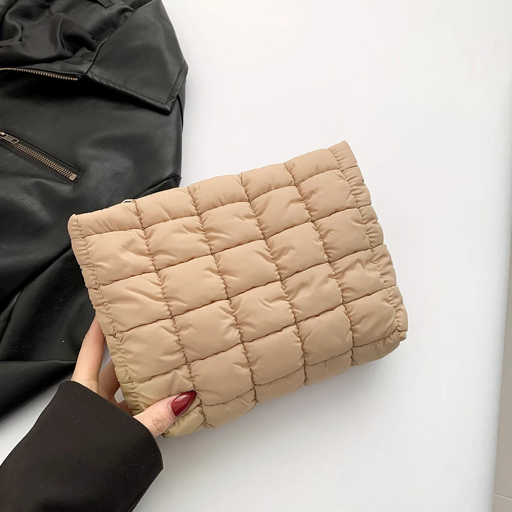 Quilted Travel Makeup Pouch Puffy Toiletry Bag with Zipper Makeup Organizer Storage Bag Solid Color for Women and Girls