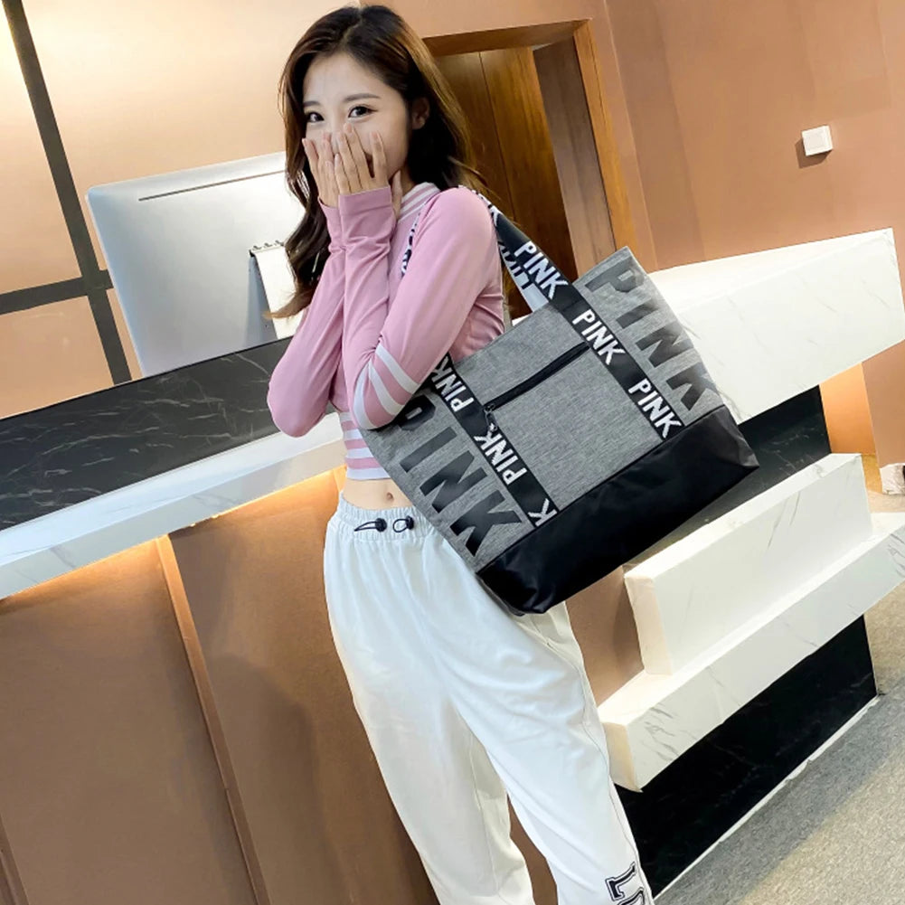 Women Weekender Bag Large Capacity Overnight Luggage Bag Zipper Closure Casual Shoulder Tote Lightweight for Travel Shopping