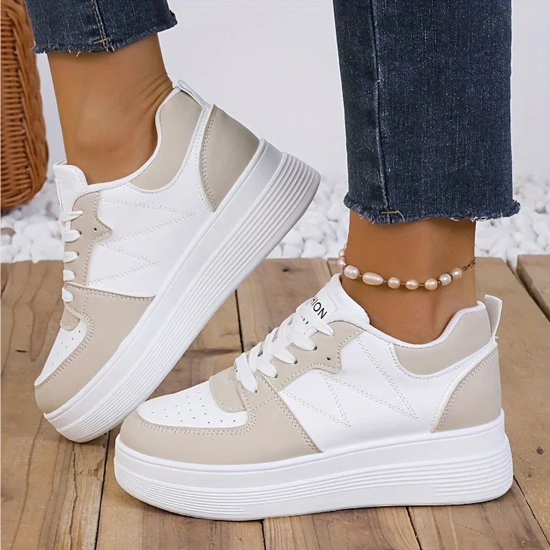 2025 New Women's Fashion Thick-Soled White Sneakers, Casual Lace-Up Outdoor Versatile Height-Increasing Board Shoes, Comfortable