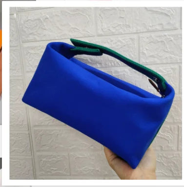 2024 New Large Capacity Canva Makeup Bag Soft Texture Fashionable Women's Shoulder Bag Color Blocking Handbag From China