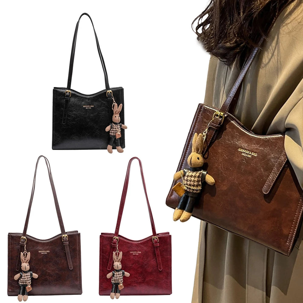 Women Vintage Shoulder Bag with Pendant Slouchy Tote Purse Large Capacity Fashion Shoulder Bag Ladies Travel Handbag