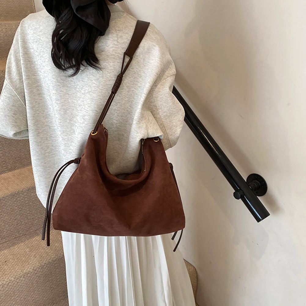 Women Suede Shoulder Bag Adjustable Strap Messenger Bag with Zipper Trendy Retro Handbag for Work Travel