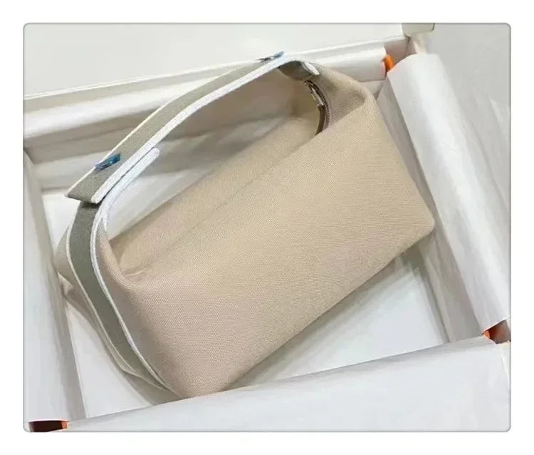 2024 New Large Capacity Canva Makeup Bag Soft Texture Fashionable Women's Shoulder Bag Color Blocking Handbag From China