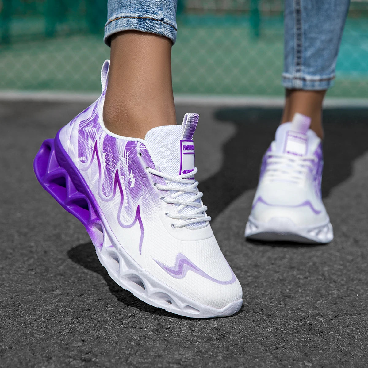 Women's running shoes, lightweight mesh, breathable and comfortable flat soft tennis shoes, blade sports shoes for women