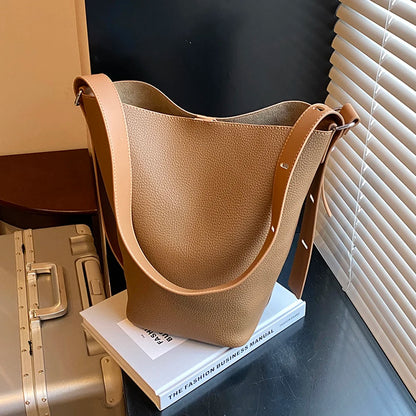 Bucket Bag for Women Adjustable Strap Shoulder Bag Vegan Leather with Inner Pocket Crossbody Bag Solid Hobo Bag for Work Travel