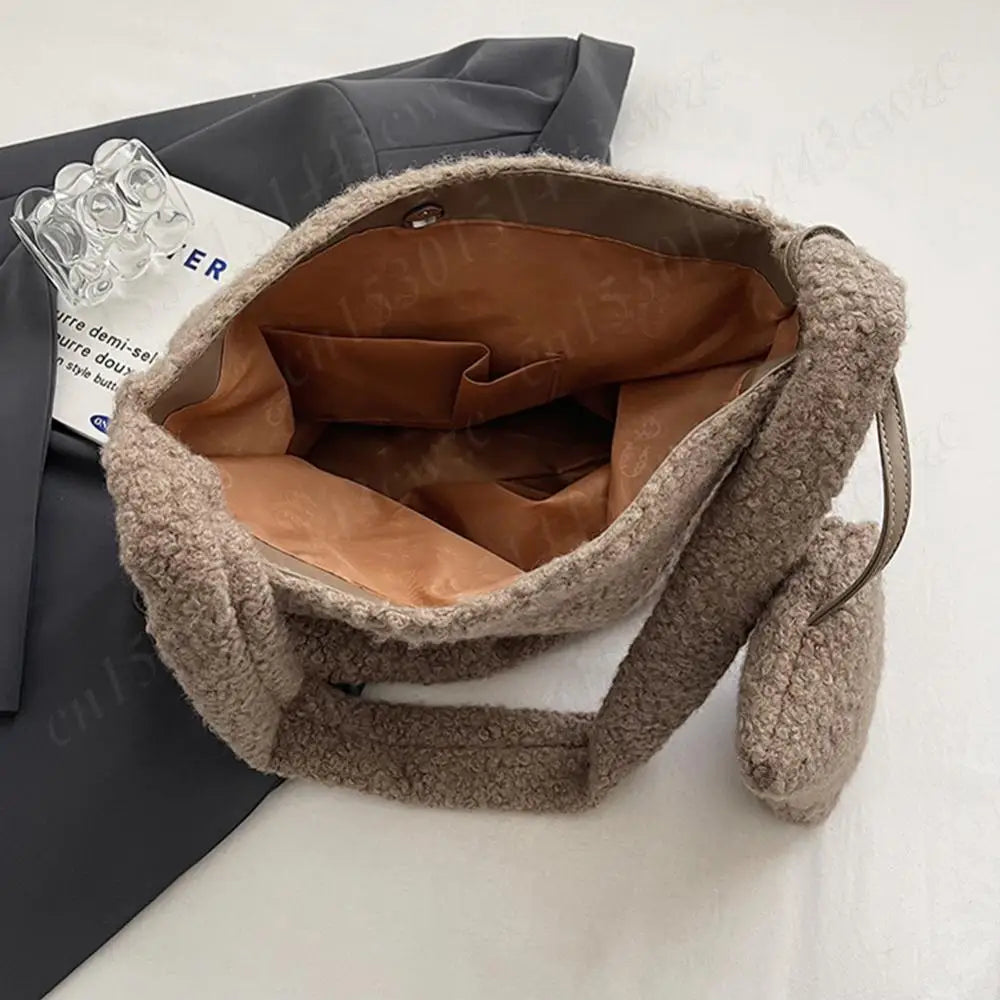 Fluffy Crossbody Bag for Women Shoulder Bag with Inner Pocket Furry Tote Bag Handbag Large Capacity Messenger Bag for Travel