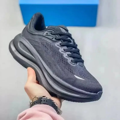 The multi-functional design of the new low-rise running shoes represents the ultimate performance of sports