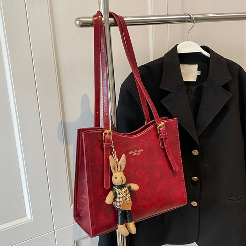 Women Vintage Shoulder Bag with Pendant Slouchy Tote Purse Large Capacity Fashion Shoulder Bag Ladies Travel Handbag