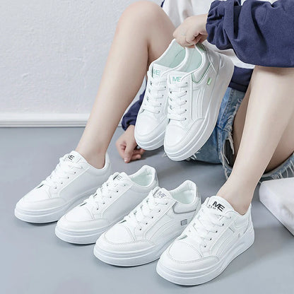 Ladies' casual versatile casual white shoes, thick soled lace up sports women's shoes can be worn all year round