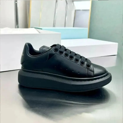 Women Flats Elegant Skateboard Shoes White Sneakers Thick Sole Inner Height Increasing Vulcanized Shoes For Men And Women