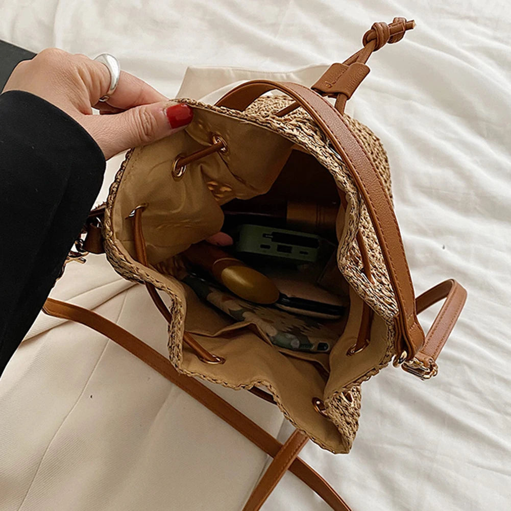 Summer Hand-Woven Handbag Drawstring Straw Beach Crossbody Bags Adjustable Strap Fashion Portable Elegant for Weekend Vacation