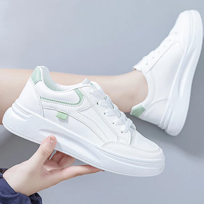 Ladies' casual versatile casual white shoes, thick soled lace up sports women's shoes can be worn all year round