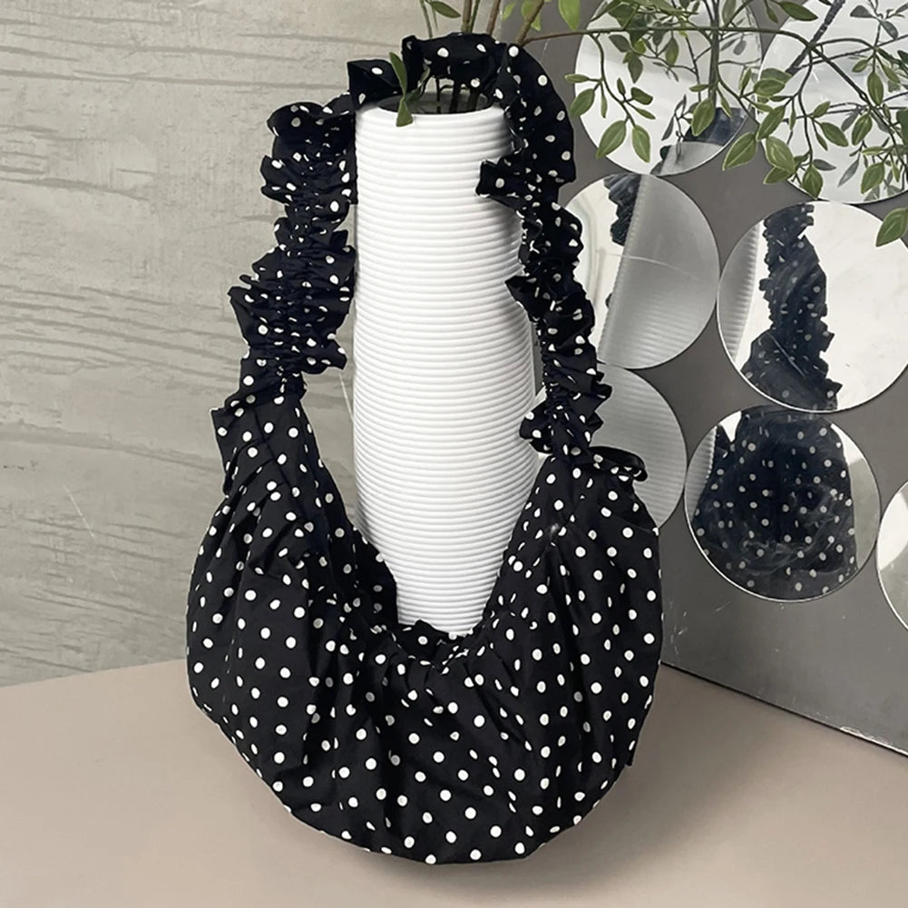 Women Fashion Shoulder Bag Large Capacity Polka Dot Chic Underarm Bag All Matched Pleated Dumpling Bag for Outdoor Travel