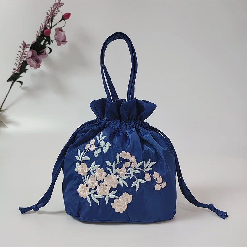 Elegant Silk Embroidery Flower Handbag Tote Bag Shopping Bag Ethnic Style Bag Chinese Style Small Bag